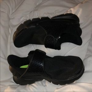 Nike Black Sockdarts